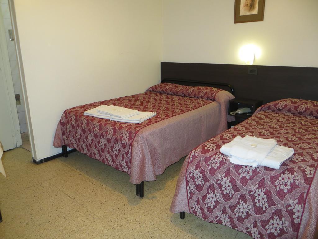 Hotel Margal Μεντόζα Εξωτερικό φωτογραφία